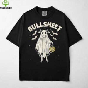 Cow Ghost Costume Halloween Pun Spooky Bullsheet Joke Shirt
