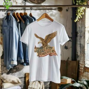 Freedom Forever Bald Eagle Vintage American Flag Patriotic Design Oversized shirt