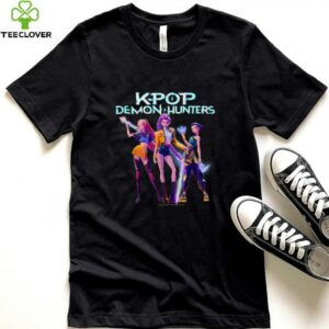 Huntr_X Heroic Poses Group Shot Shirt