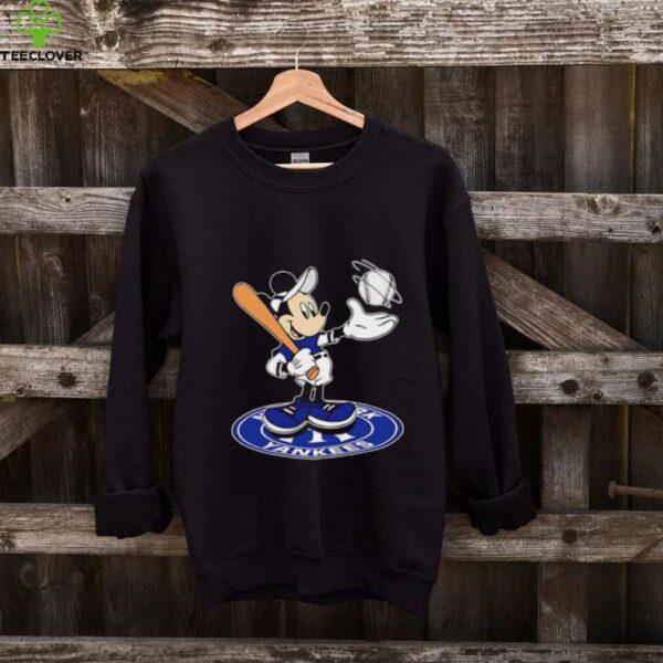 New York Yankees Cheerful Mickey Disney shirt