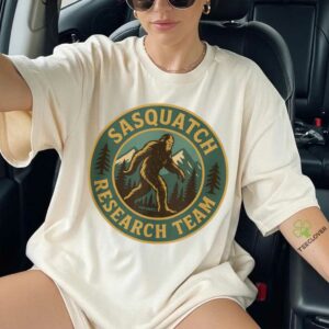 Sasquatch Research Team Bigfoot Cryptic Graphic Shirt