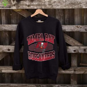 Starter Black Tampa Bay Buccaneers Team Grit Shirt