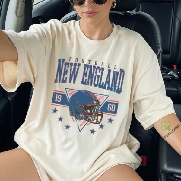 Vintage style New England Football shirt