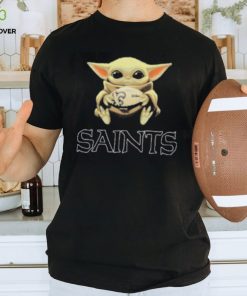 Baby Yoda Hug New Orleans Saints Star War Shirt