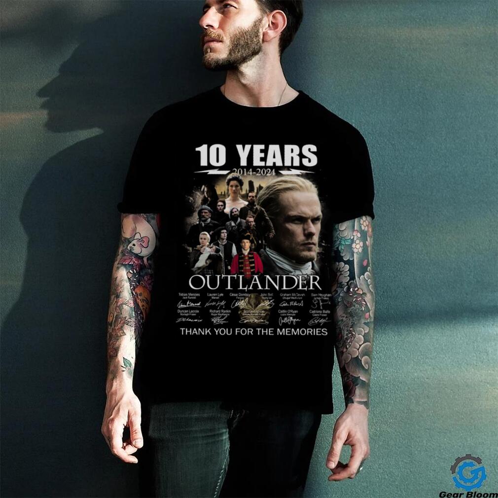 10 Years 2014 2024 Outlander Signatures Thank You For The Memories Tshirt 10 Years 2014 2024 Outlander Signatures Thank You For The Memories Tshirt