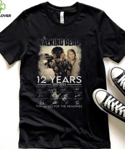 12 Years The Walking Dead Signatures Thank You The Memories Unisex Sweathoodie, sweater, longsleeve, shirt v-neck, t-shirt
