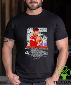 15 Patrick Mahomes Kansas City Chiefs 2017 present signature shirt