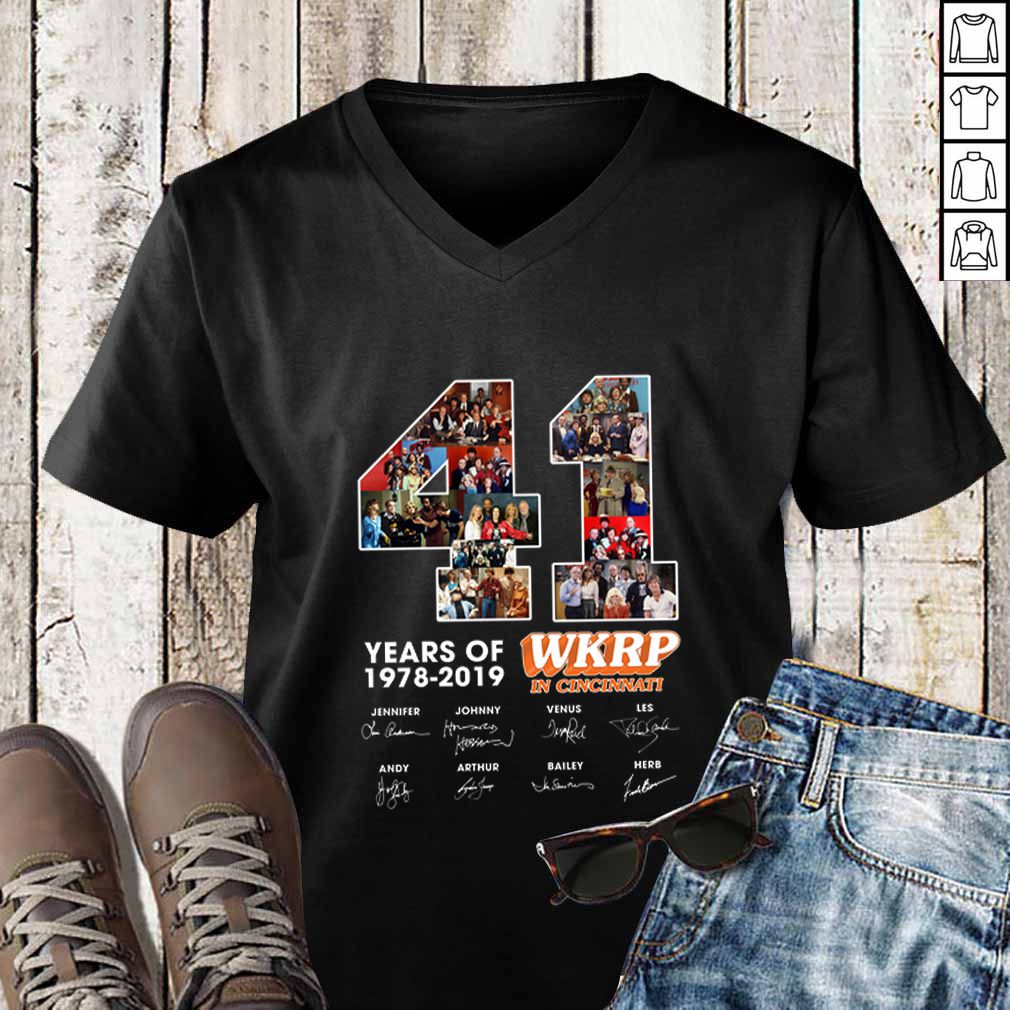 Awesome 41 Years Of WKRP in Cincinnati 1978-2019 Signatures hoodie, sweater, longsleeve, shirt v-neck, t-shirt