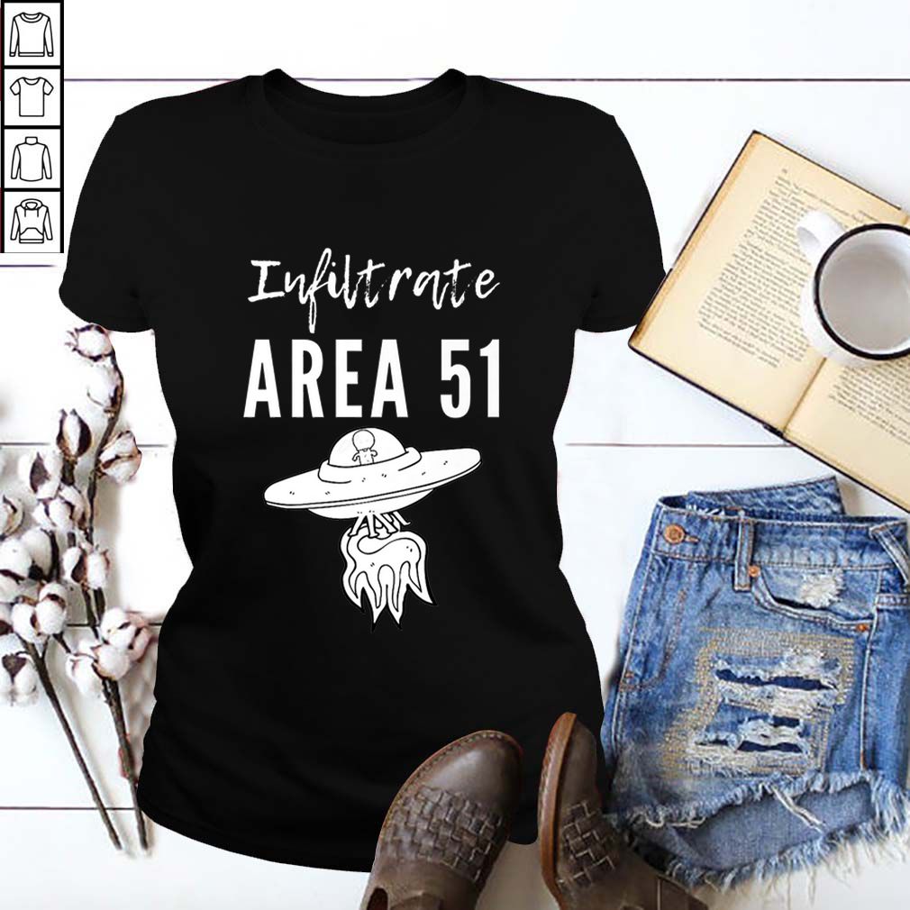 Infiltrate Area 51 For Storm Alien UFO Flying Premium shirt