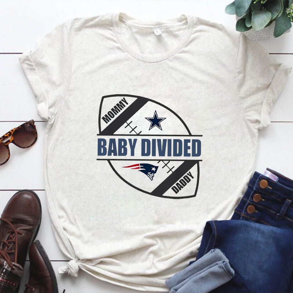 Mommy baby divided Daddy Dallas Cowboy vs New England Patriots hoodie, sweater, longsleeve, shirt v-neck, t-shirt