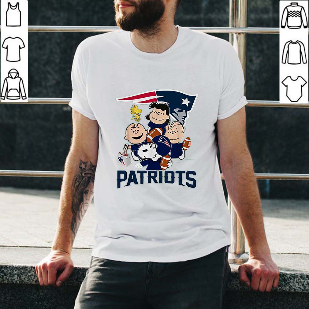 New England Patriots Charlie Brown Peanuts hoodie, sweater, longsleeve, shirt v-neck, t-shirt