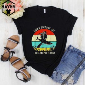 Don’t follow me I do stupid things Scuba diving sharks vintage hoodie, sweater, longsleeve, shirt v-neck, t-shirt