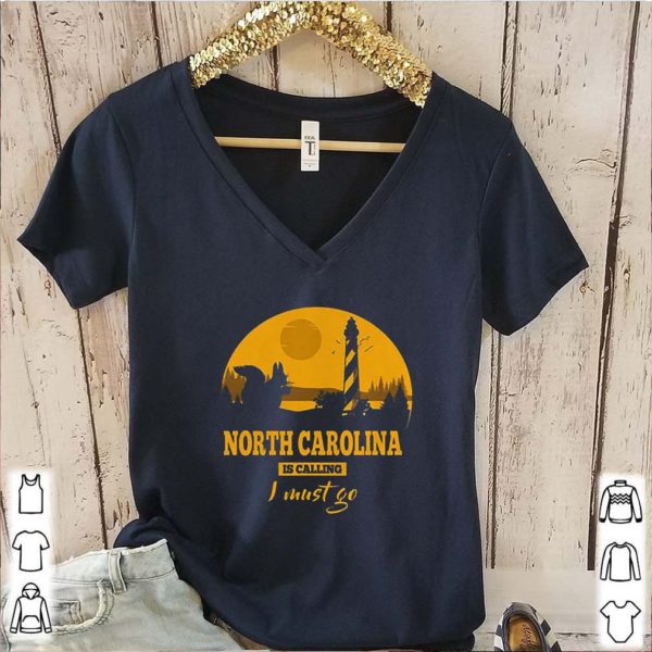 Squirrel north carolina is calling I must go hoodie, sweater, longsleeve, shirt v-neck, t-shirt