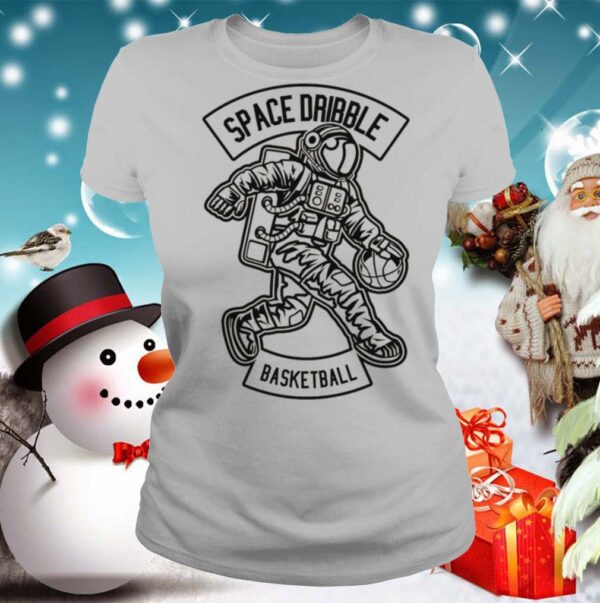Astronaut playing basketball shirt