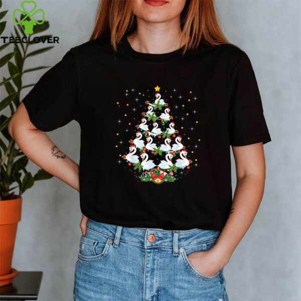 Funny Swans Bird Lover Xmas Gift Swans Christmas Tree T-Shirt