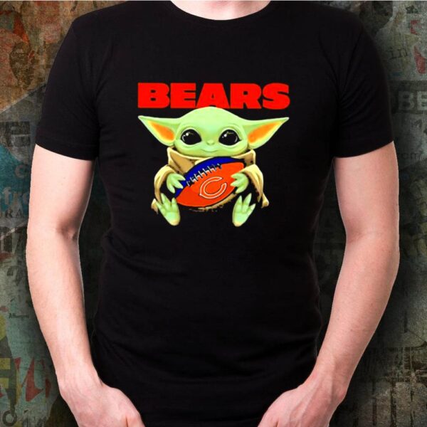 Baby Yoda Loves The Chicago Bears Star Wars hoodie, sweater, longsleeve, shirt v-neck, t-shirt