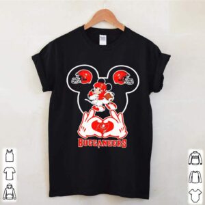 Love Tampa Bay Buccaneers Mickey Mouse shirt