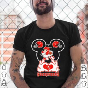 Love Tampa Bay Buccaneers Mickey Mouse shirt