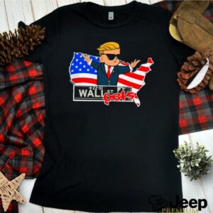 American flag with Trump WallStreetBets in gamestonk 2021 shirt