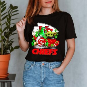 Gnome And Baby Yoda Chiefs Football Patricks Day shirt