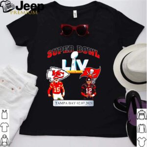 Tampa bay buccaneers vs kansas city chiefs super bowl 2021 gift hoodie, sweater, longsleeve, shirt v-neck, t-shirt Shirt, hoodie, sweater, long sleeve and tank top