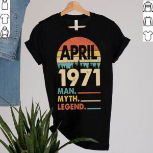 50th Birthday Gift Shirt - Retro Birthday - Vintage April 1971 Man Myth Legend T-Shirt