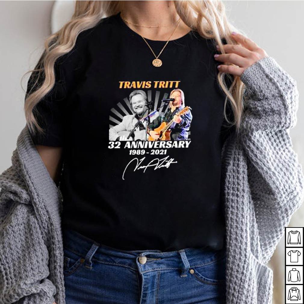 Travis Tritt 32 anniversary 1989 2021 signatures shirt 5 Travis Tritt 32 anniversary 1989 2021 signatures shirt 2 Shirt, hoodie, sweater, long sleeve and tank top