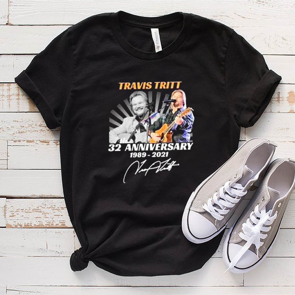 Travis Tritt 32 anniversary 1989 2021 signatures shirt 4 Travis Tritt 32 anniversary 1989 2021 signatures shirt 3 Shirt, hoodie, sweater, long sleeve and tank top