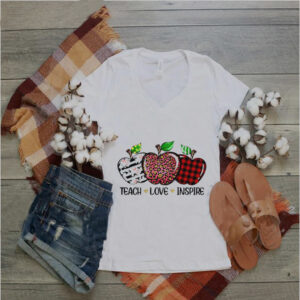teacher love inspire apples leopard flower hoodie, sweater, longsleeve, shirt v-neck, t-shirt