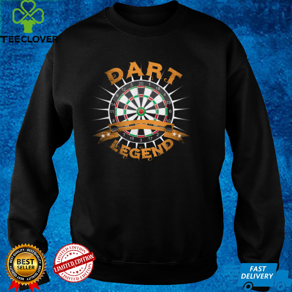 Maestro stakåndet hold Dart legend dartboard with darts T Shirt - Teeclover