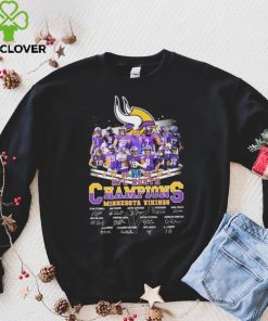 2022 NFC North Division Champions Minnesota Vikings Signatures Shirt