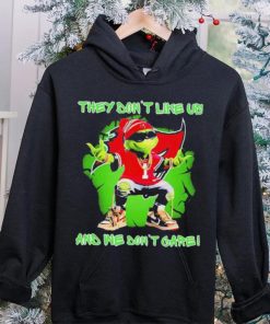 2023 Grinch Tampa Bay Buccaneers they don’t like us and we don’t care t hoodie, sweater, longsleeve, shirt v-neck, t-shirt