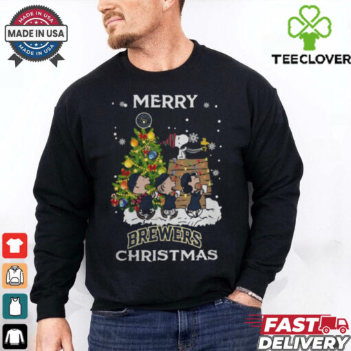 2024 Milwaukee Brewers Snoopy And Friends Merry Christmas Shirt