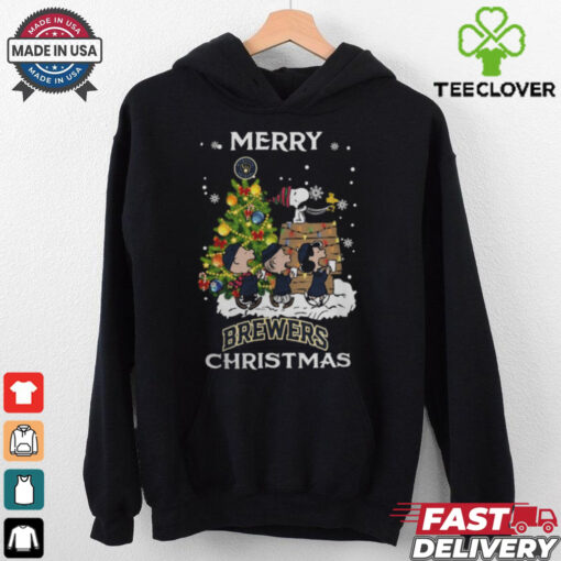2024 Milwaukee Brewers Snoopy And Friends Merry Christmas Shirt
