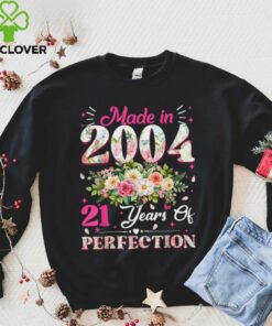 21 Year Old Made In 2004 Floral 21st Birthday Women Gifts T Shirt