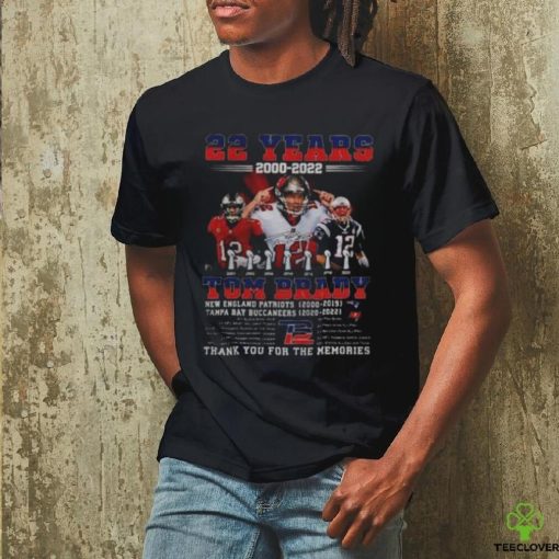 22 years 20002022 Tom Brady new england Patriots tampa bay hoodie, sweater, longsleeve, shirt v-neck, t-shirt