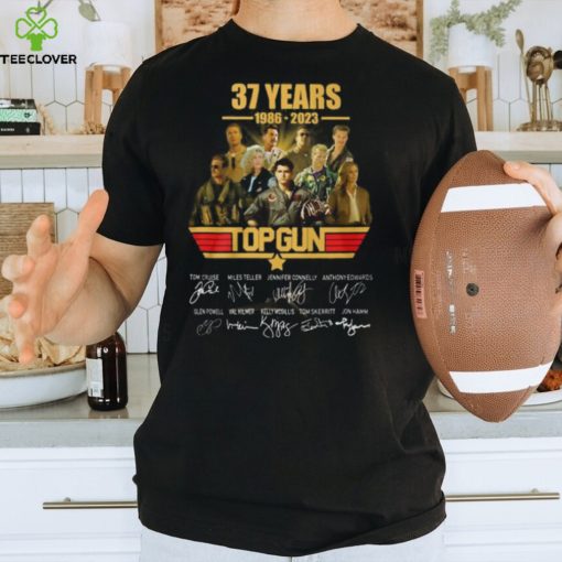 37 Years 1986 2023 Top Gun Signatures Classic T Shirt