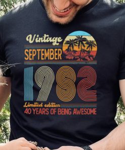 40 Year Old Gift Vintage September 1982 40th Birthday T Shirt