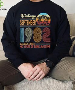 40 Year Old Gift Vintage September 1982 40th Birthday T Shirt