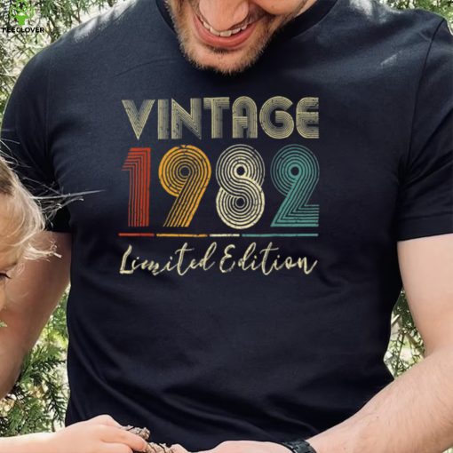 40 Year Old Gifts Vintage 1982 Limited Edition 40th Birthday T Shirt