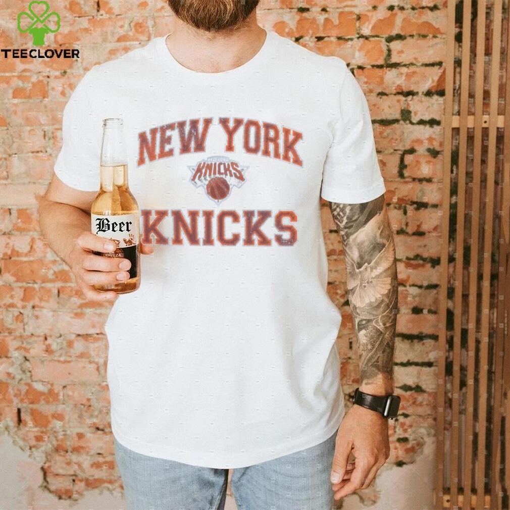 '47 Brand Men's New York Knicks Union Arch T Shirt '47 Brand Men's New York Knicks Union Arch T Shirt