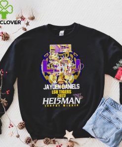 5 Jayden Daniels LSU Tigers 2023 Hei5man trophy winner signature hoodie, sweater, longsleeve, shirt v-neck, t-shirt