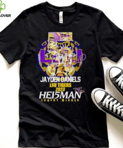 5 Jayden Daniels LSU Tigers 2023 Hei5man trophy winner signature hoodie, sweater, longsleeve, shirt v-neck, t-shirt