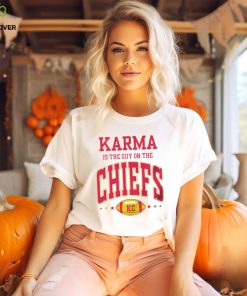 Taylor Swift Karma Is The Guy On The Chiefs Reference To Travis Kelce Unisex T Shirt