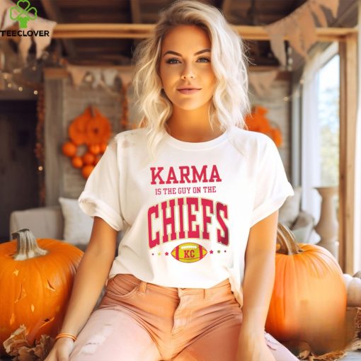 Taylor Swift Karma Is The Guy On The Chiefs Reference To Travis Kelce Unisex T Shirt