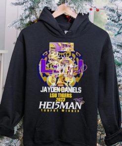 5 Jayden Daniels LSU Tigers 2023 Hei5man trophy winner signature hoodie, sweater, longsleeve, shirt v-neck, t-shirt