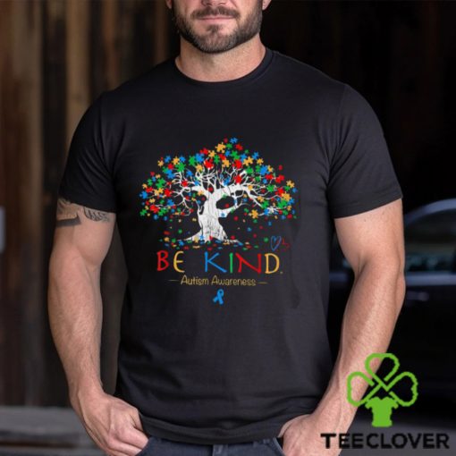 BE KIND AUTISM AWARENESS Classic T Shirt