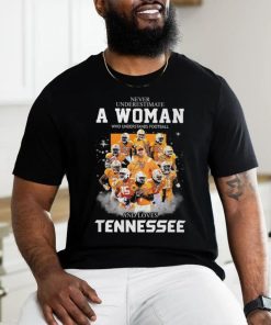 A Woman Loves Tennessee Volunteers Unisex T shirt
