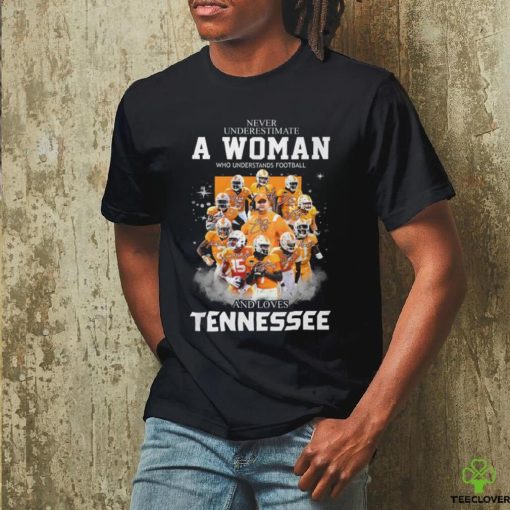 A Woman Loves Tennessee Volunteers Unisex T shirt
