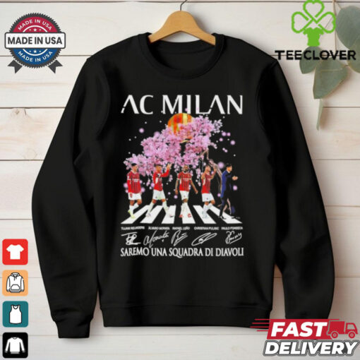AC Milan Paulo Fonseca Pulisic Leao Morata and Reijnders road saremo una squadra di diavoli signatures shirt
